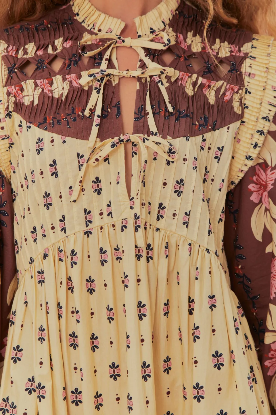 FARM Rio Ainika Maxi Floral Cream Open Yoke Mini Dress Clearance