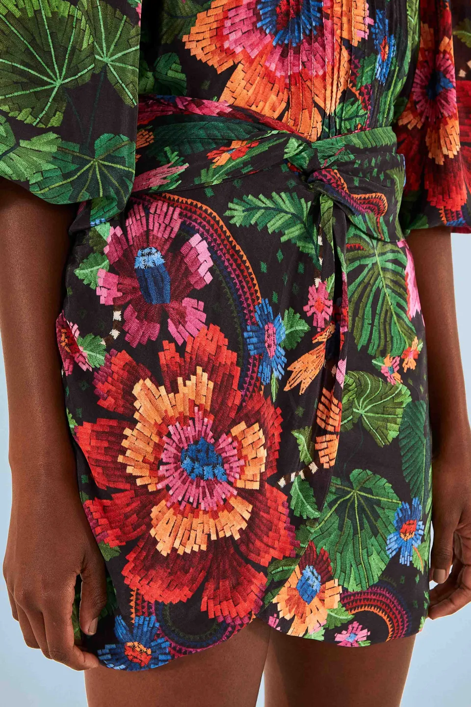 FARM Rio Black Blooming Garden Mini Skirt