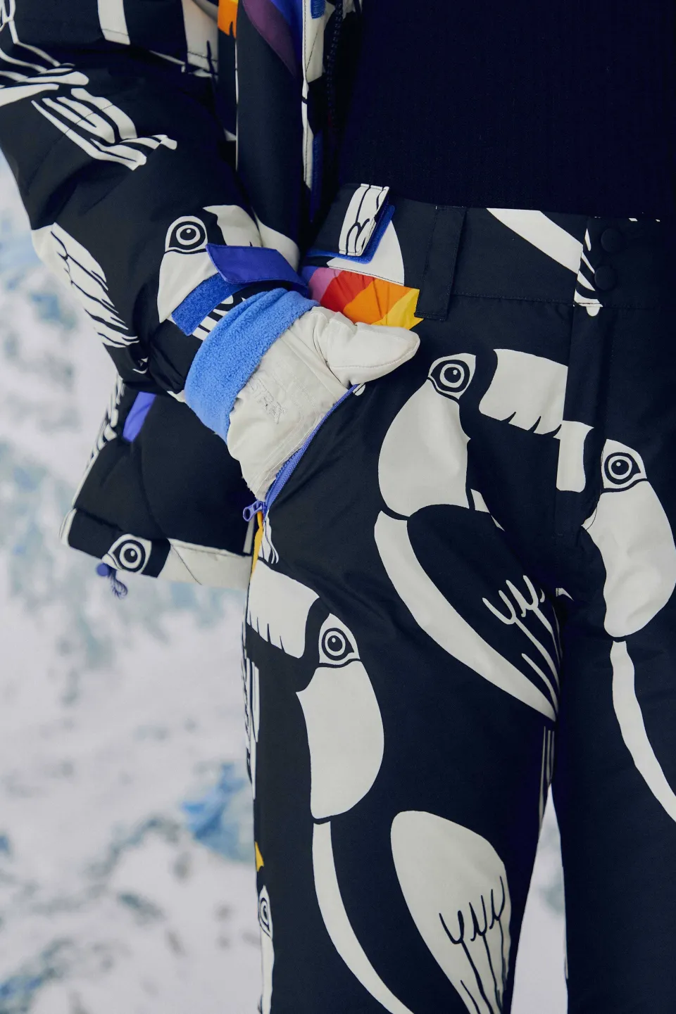 FARM Rio Black Graphic Toucans Ski Pants New