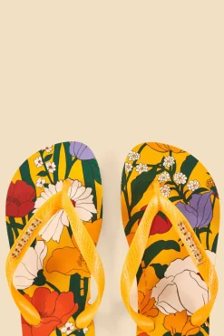 FARM Rio Bucolic Floral Havaianas Sandals New