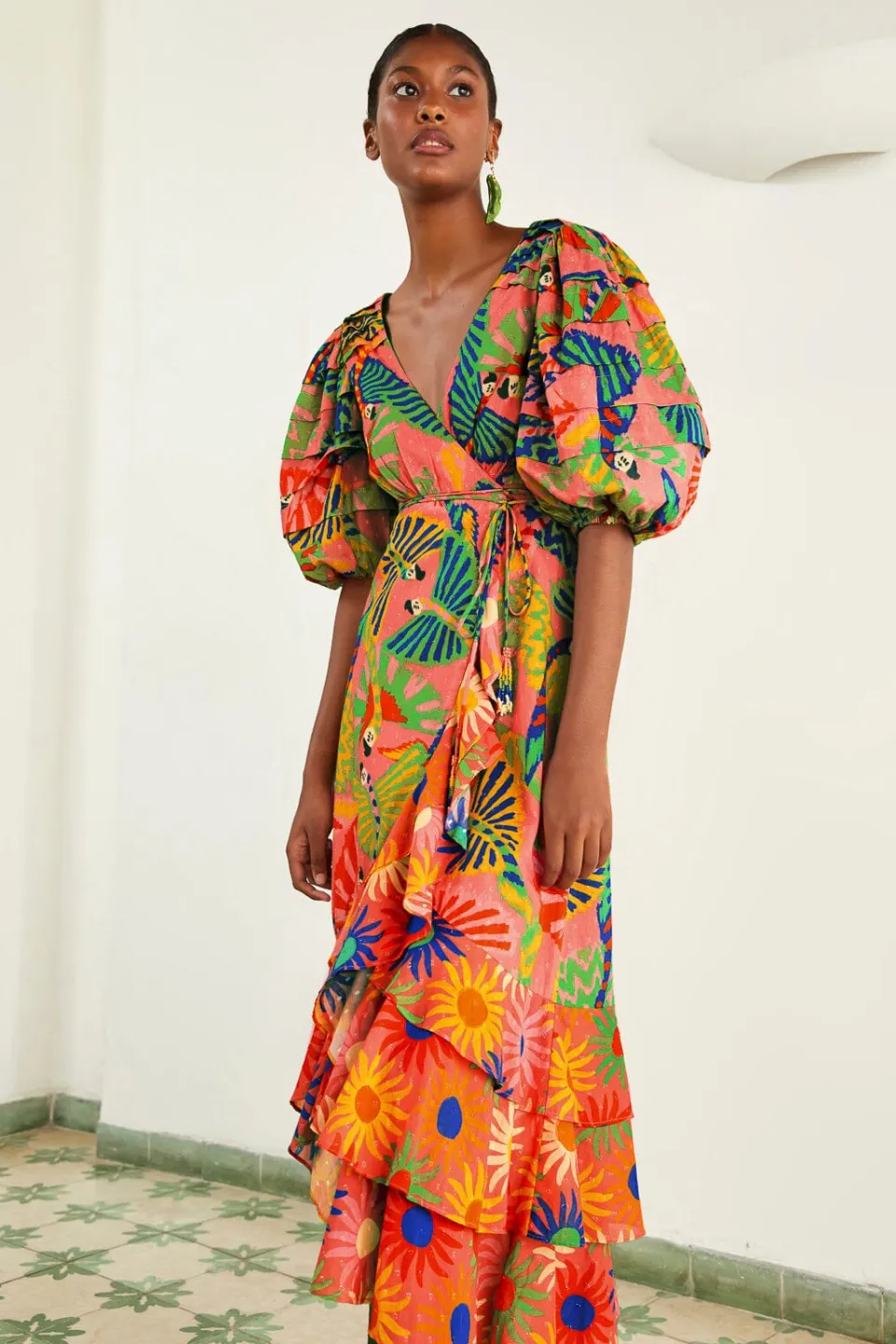 FARM Rio Coral Mixed Graphic Macaws Puff Sleeve Midi Dress Clearance