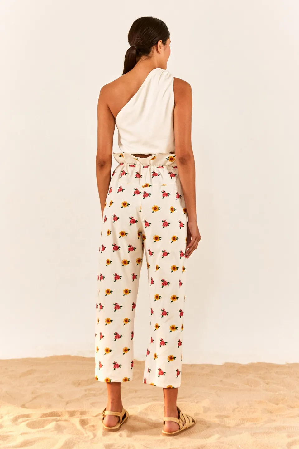 FARM Rio Off-White One-Shoulder Knot Top Best