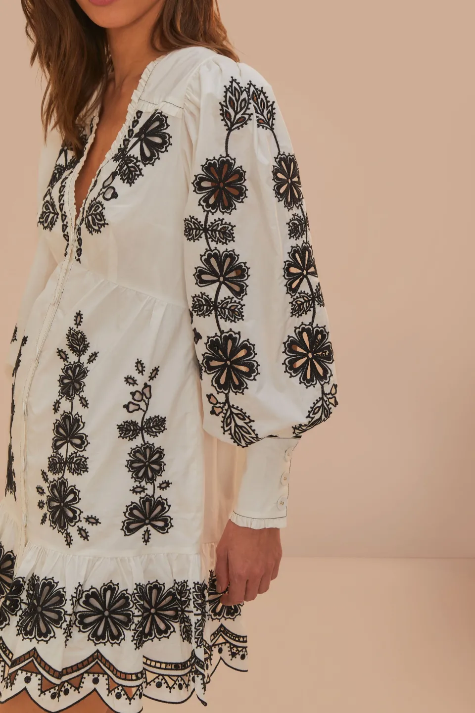 FARM Rio White Flowers Richelieu Mini Dress